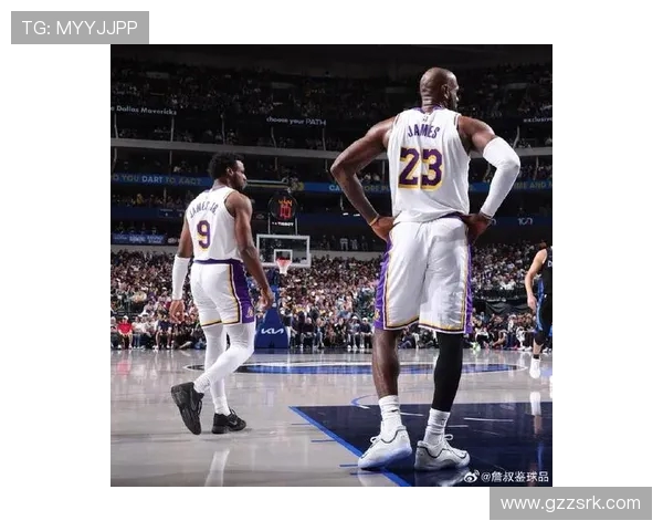 夸梅布朗揭示里夫斯对詹姆斯的真实态度与NBA球员的复杂情感